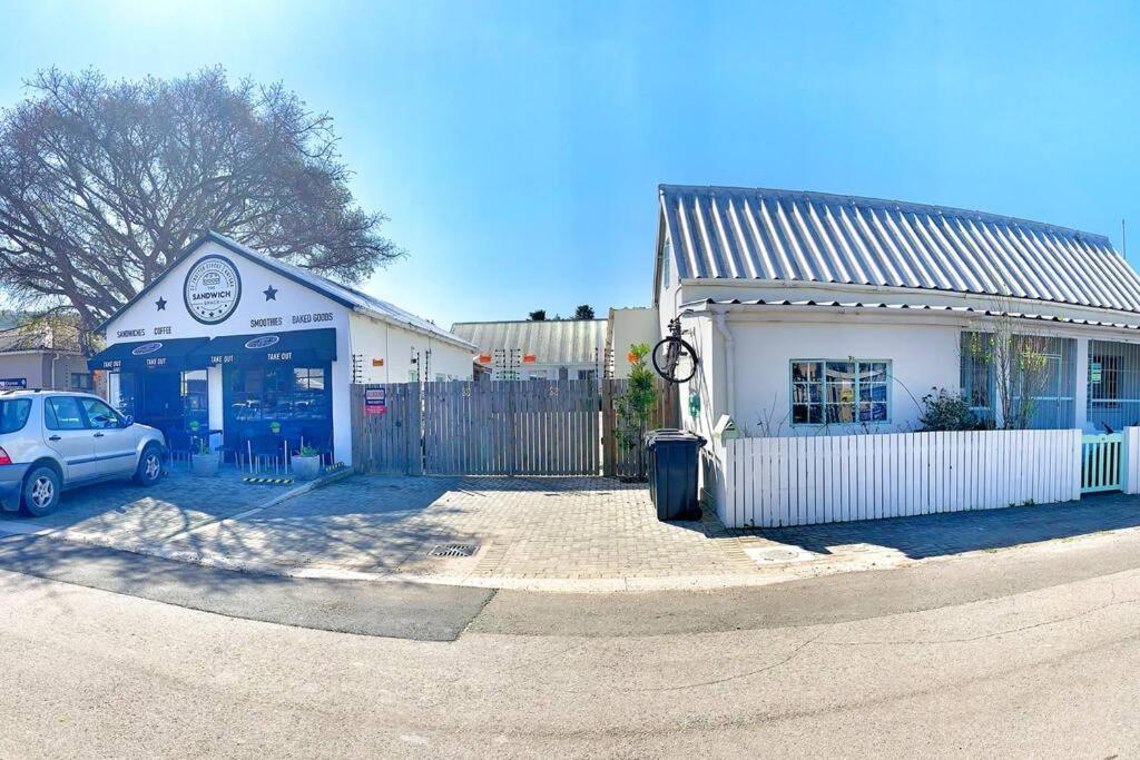 The Town House - Lower Knysna Central Ngoại thất bức ảnh